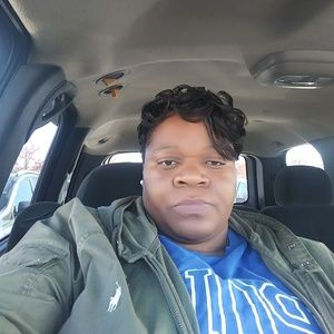 Meet your Posher, Melissah